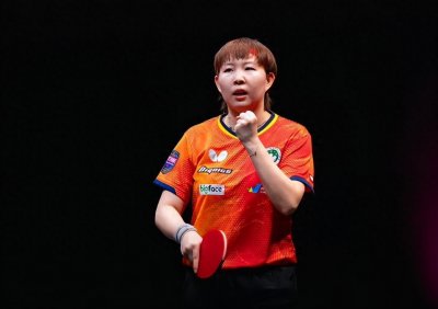 ​3-2！女乒世界冠军恶战5局：朱雨玲逆转日本名将，背靠背晋级决赛