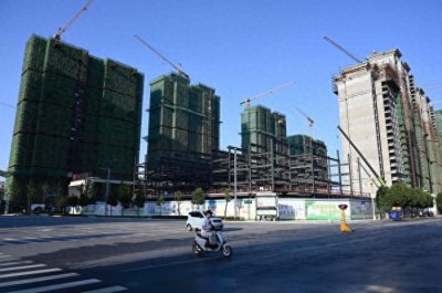 ​为什么说房价不能崩？看懂中国楼市背后的深层原因